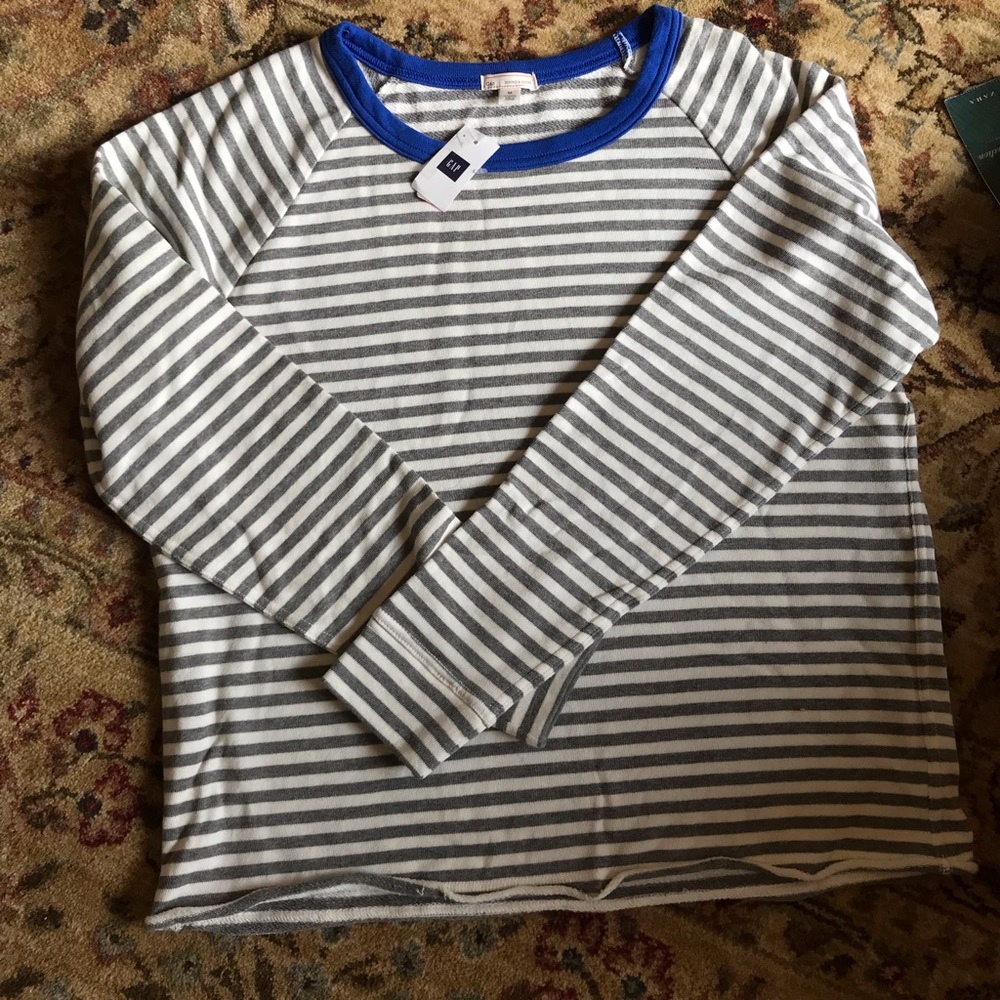 Gap long sleeve top